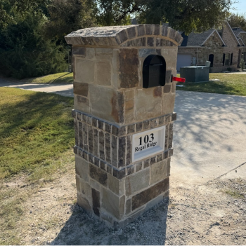 Stone Border by Parker County Mailboxes & Masonry