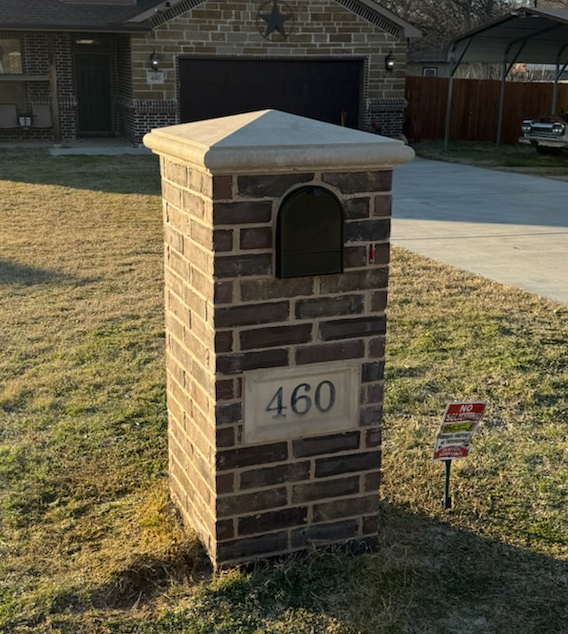 Mixed Material Design by Parker County Mailboxes & Masonry